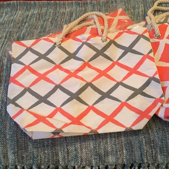 Matching Set of Canvas Beach Bags - Picture 4 of 4